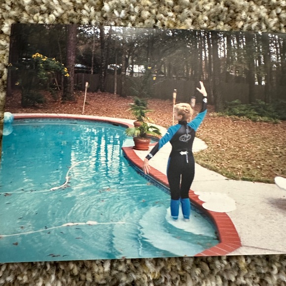 BODYGLOVE Other - BODYGLOVE Women's wet suit. HYPERSTRETCH WAY. Temp. 3/2.  HOST PICK